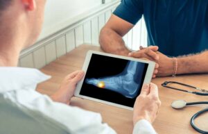 Podiatrist vs orthopedist